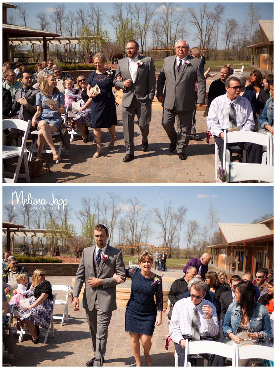 Spring wedding in hutchinson mn with MN wedding photographer