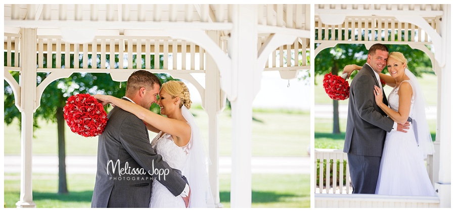 outdoor wedding pictures carver county mn