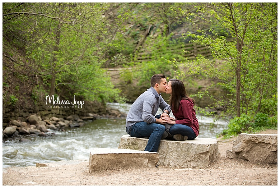 engagement pictures by waterfall minneapolis mn